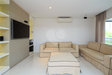 Apartamento à venda com 4 suítes em Alto da Boa Vista, São Paulo, SP