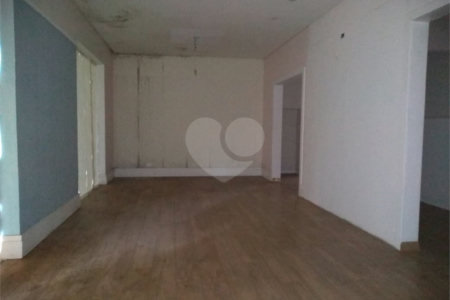 Excelente Casa Térrea Comercial em Região Nobre !!!
