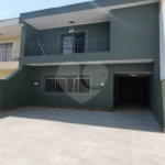 Casa Sobrado à venda de 4 dormitórios sendo 1 suíte e 2 vagas na Saúde