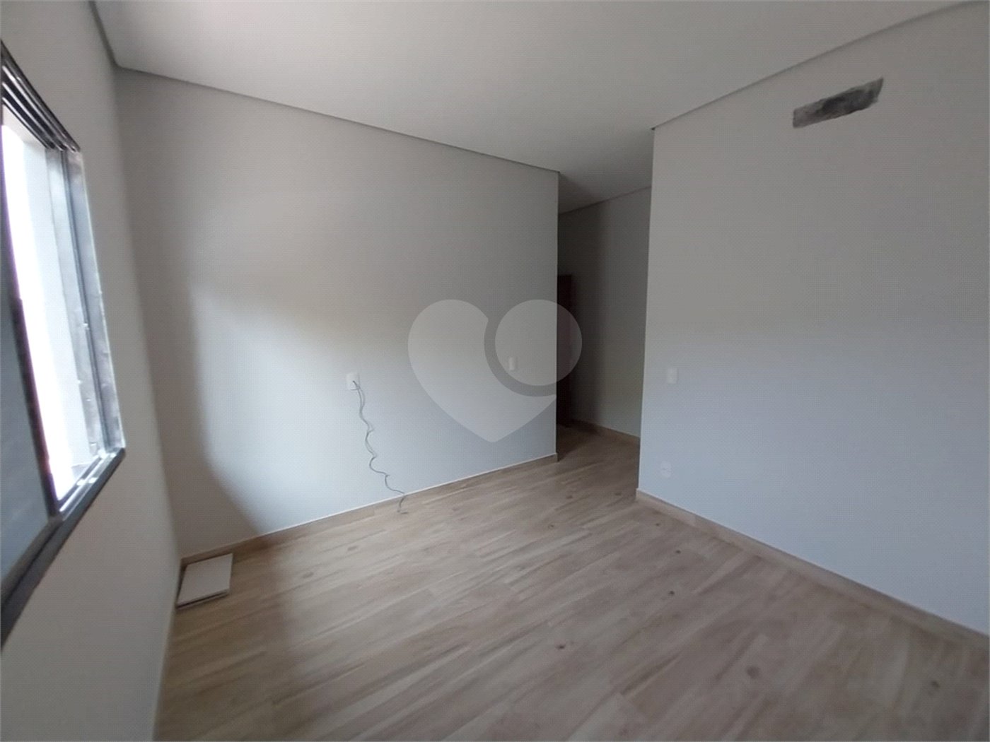 CASA A VENDA NO RESIDENCIAL CAPIVARI EM LOUVEIRA