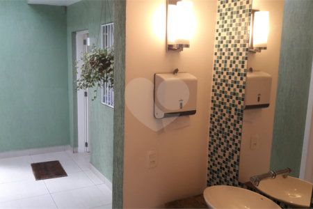 Sobrado à venda com 5 quartos em Chácara Santo Antônio (zona Sul), São Paulo, SP