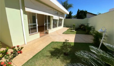 Casa à venda com 3 quartos, sendo 2 suítes,  no condomínio Residencial Montreal, São Carlos - SP