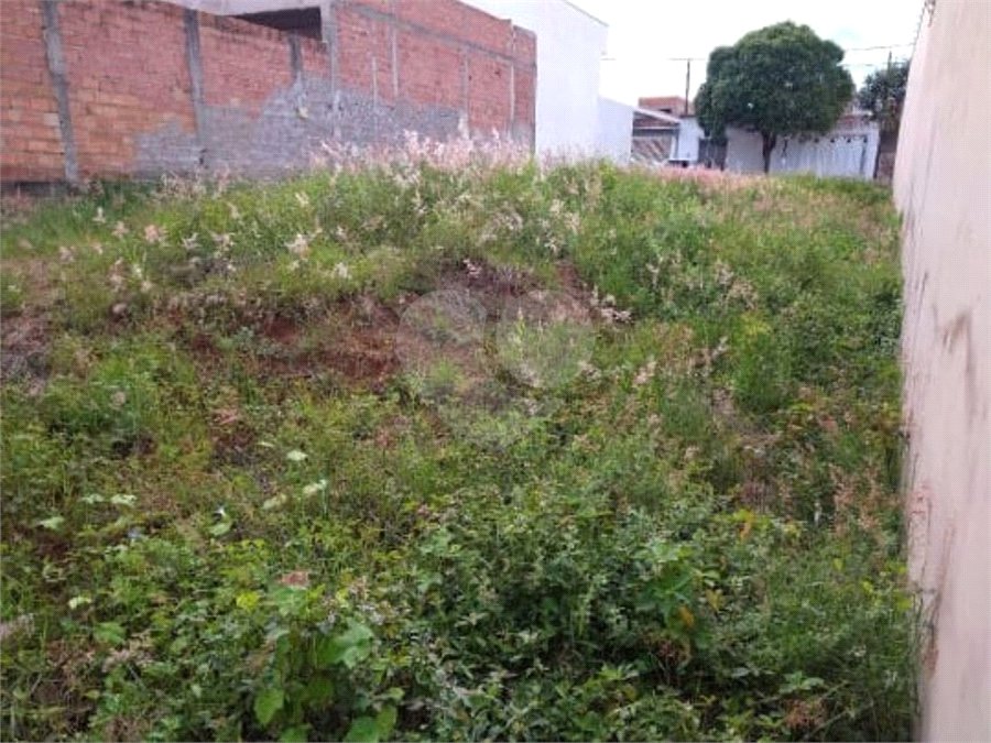 Terreno à venda no Jardim Embaré, (10x32) 320m².