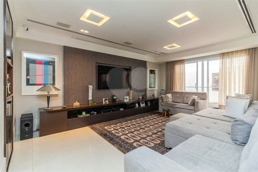 Casa em condomínio, 4 suites, piscina privativa no Jd. Floresta - zona norte - SP.
