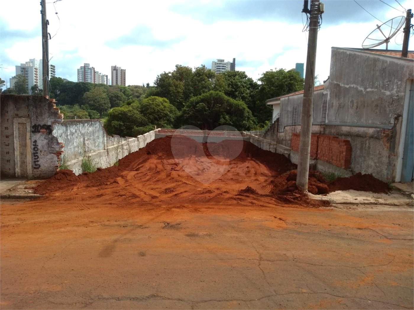 Terreno no Jardim São Carlos
