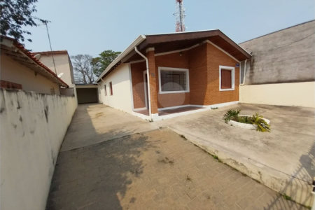 Casa à venda com 3 quartos em Vila Bossi, Louveira, SP