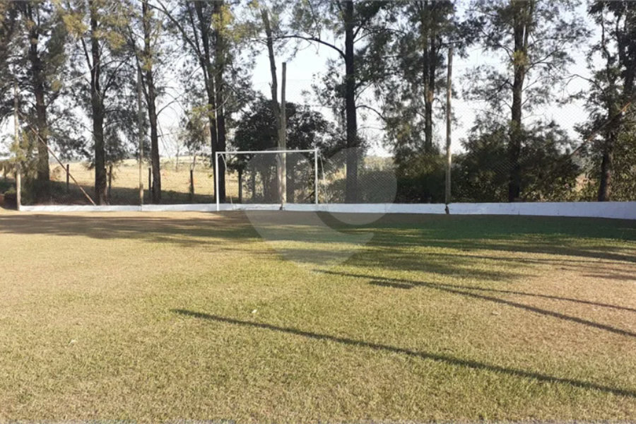 Excelente chácara à venda em Artemis, com piscina, campo de futebol, barracão para festas