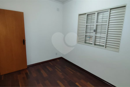 Casa à Venda em São Carlos, no bairro Portal do Sol