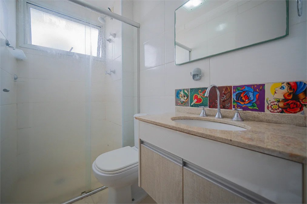 Casa à venda com 3 quartos, sendo 1 suíte, no condomínio Queluz Vita - Casas, Cotia - SP