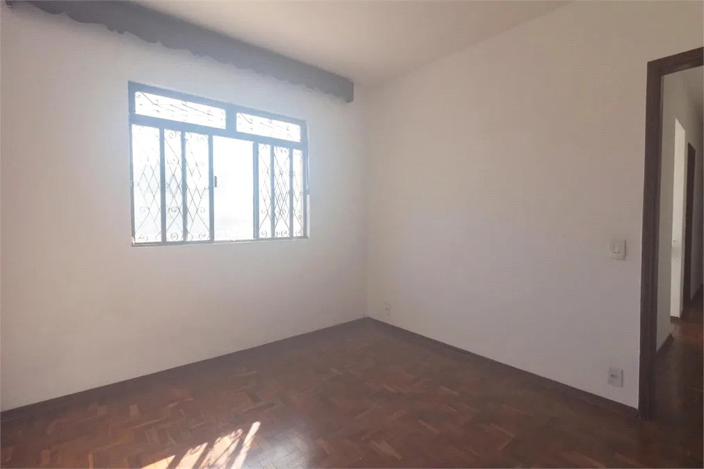 Casa à venda com 3 quartos, sendo 1 suíte,  em Vila Sônia, São Paulo, SP