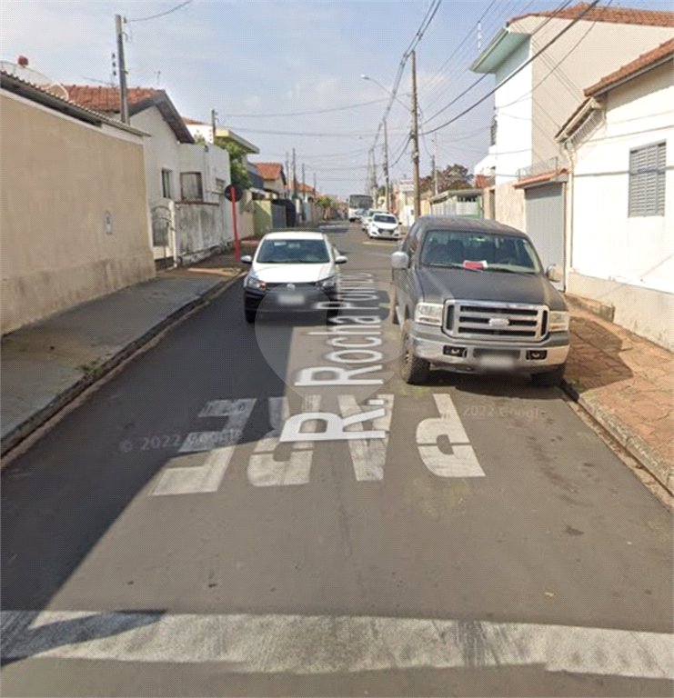 Casa térrea a venda na Vila Lutfalla