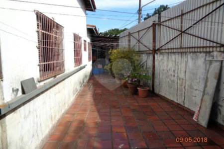 CASA TÉRREA COMERCIAL OU RESIDENCIAL