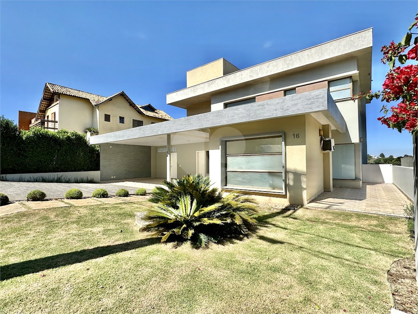 Casa á venda - Granja Viana