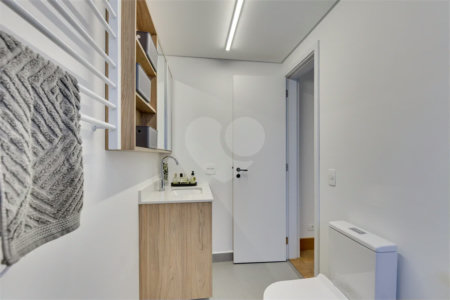 Apartamento à venda com 2 quartos, sendo 1 suíte,  em Campo Belo, São Paulo, SP