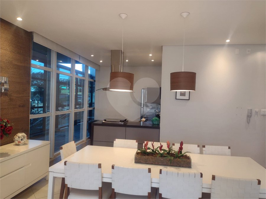 Apartamento á venda no Condomínio Edifício Murano