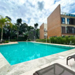 Villagio à venda com 3 quartos, sendo 1 suíte,  em Riviera de São Lourenço, Bertioga, SP