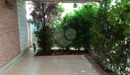 Casa à venda com 3 quartos em Jardim Brasil, São Carlos, SP