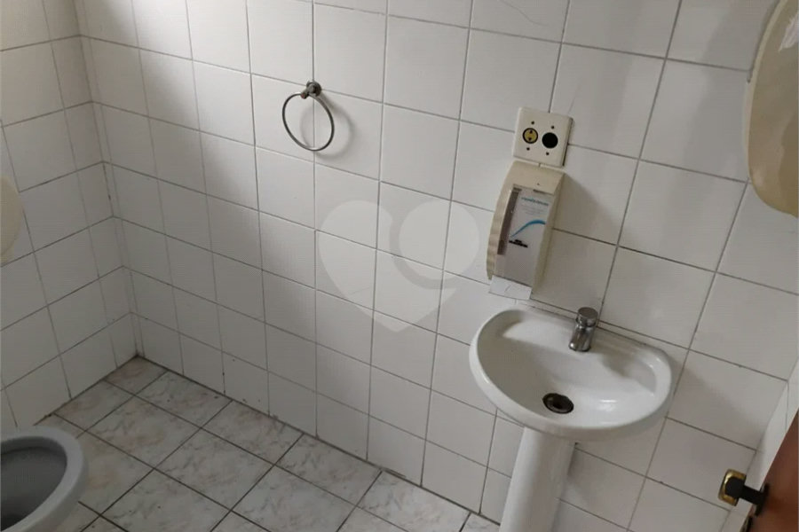 Excelente sala comercial na zona Sul