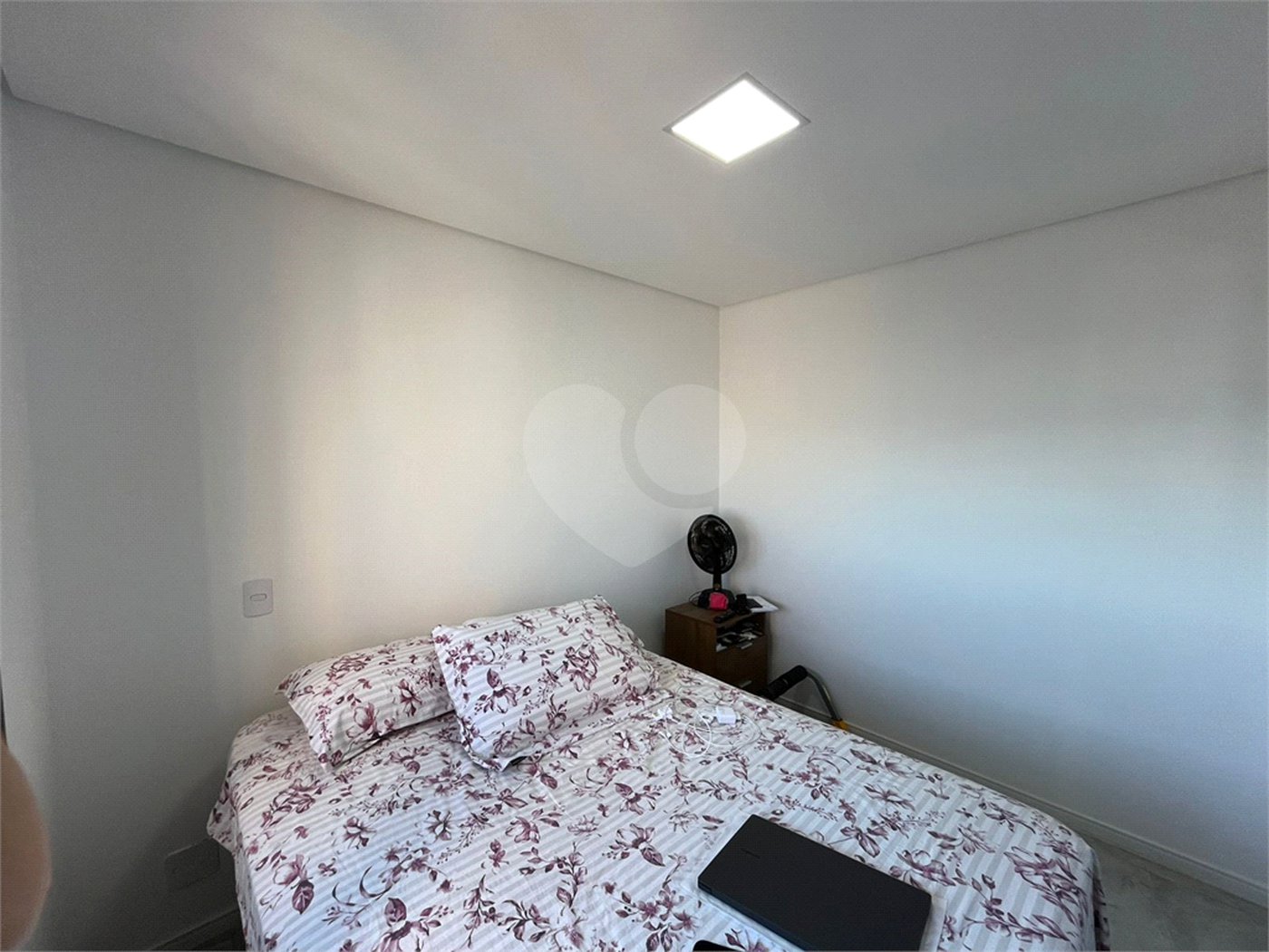 Apartamento no Brás repleto de lazer com 50 m² com 2 dormitórios e 1 vaga, Estuda Permuta