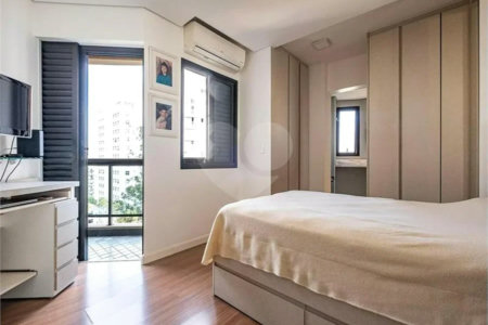 Pinheiros, 1 suite 2 vagas,Lazer completo.