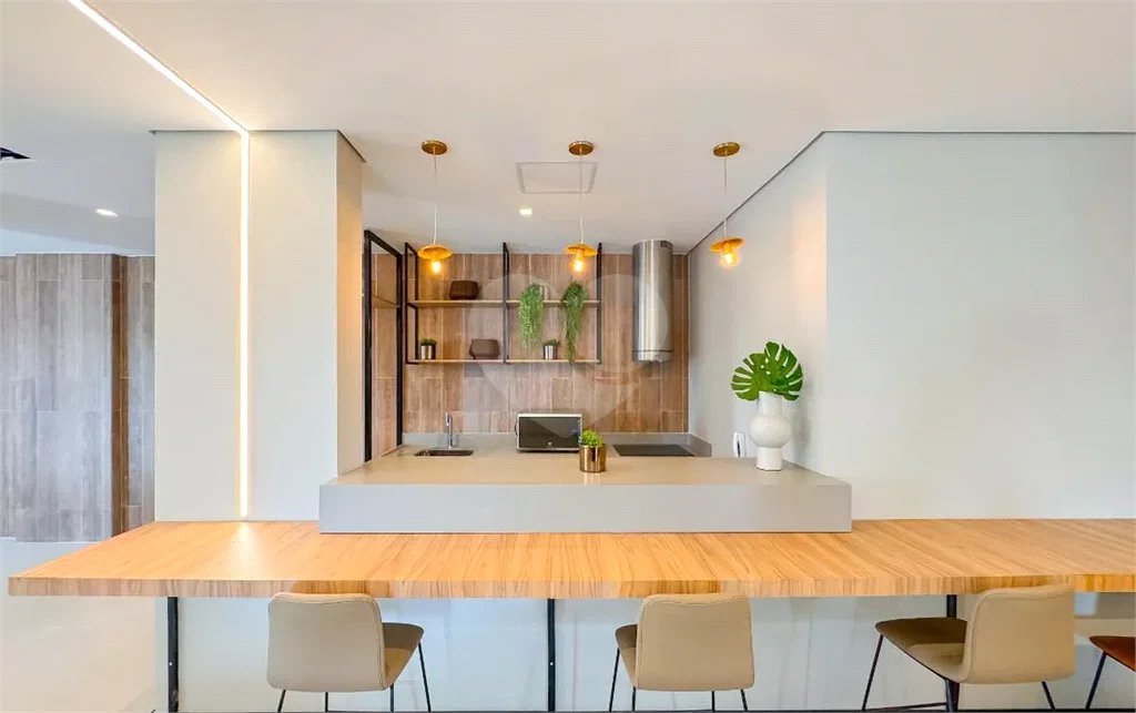 Apartamento com 1 dormitório próximo ao metrô Linha Verde.
