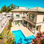 Sobrado à venda em Itupeva – 421,80 m² de terreno – 254,28 m² de área construída – 3 dormitórios – 4 banheiros – 4 vagas de garagem