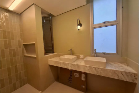 Apartamento à venda 107m² reformado com 2 quartos, sendo 1 suíte no Morumbi