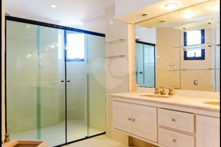 Cobertura duplex com churrasqueira e piscina