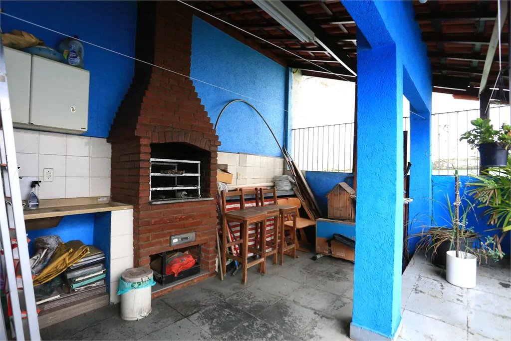 Sobrado à venda com 4 quartos, sendo 1 suíte,  em Vila Sônia, São Paulo, SP