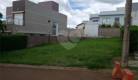 Terreno à venda no condomínio Village Damha I, Araraquara - SP