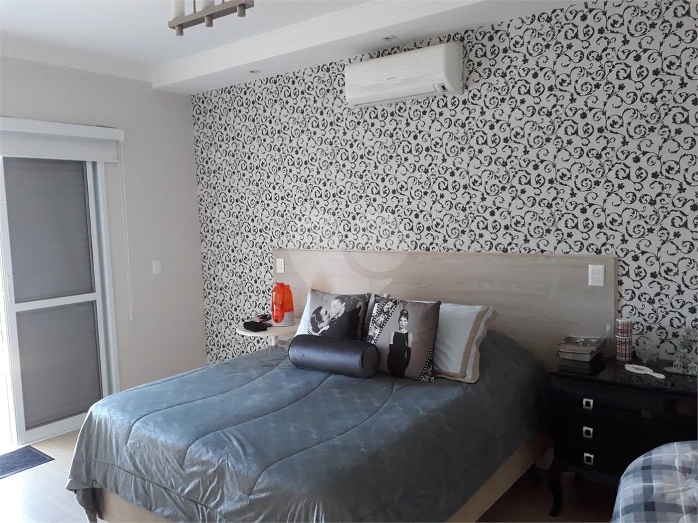 Lindo Sobrado Convívio São Francisco - R$ 980.000,00