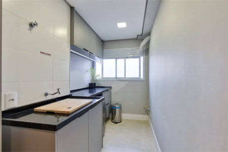 Apartamento à venda com 2 suítes em Santo Amaro, São Paulo, SP