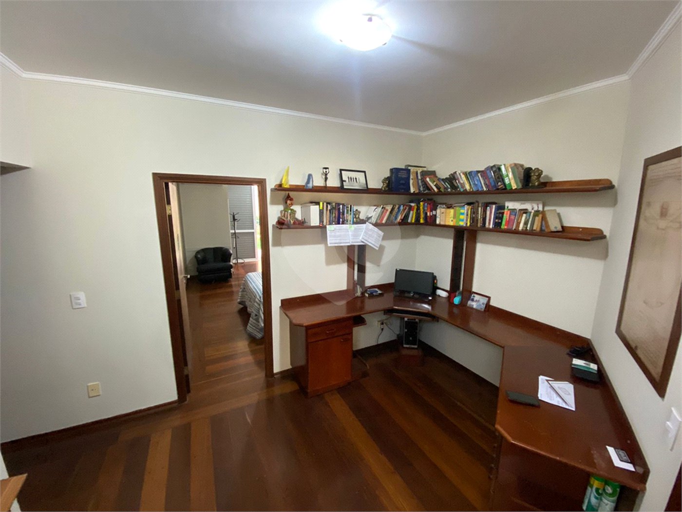 Casa térrea no Condomínio Parque Faber I