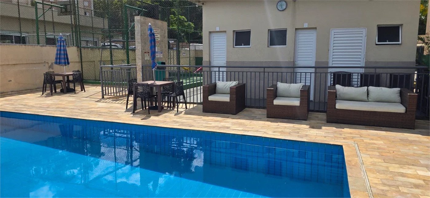 Apartamento à venda com 2 quartos em Jardim Ísis, Cotia - SP