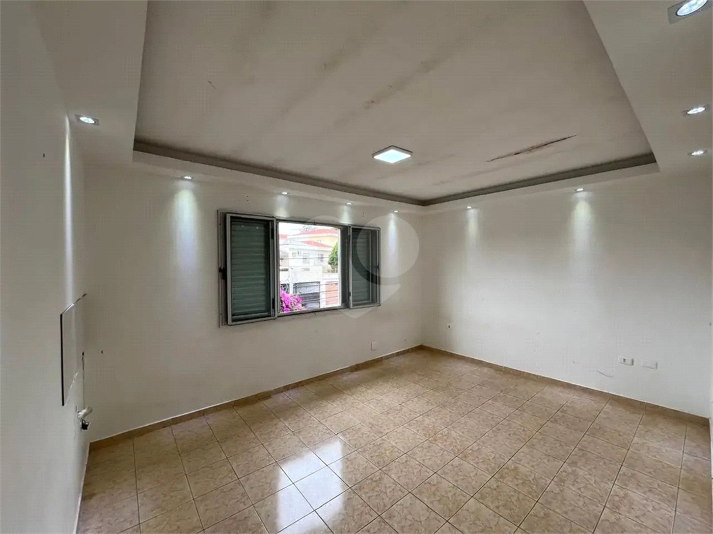 SOBRADO COM 350 M2 ( ABAIXO DO PREÇO DE MERCADO) 3 DORMITÓRIOS 3 SUÍTES SAÚDE