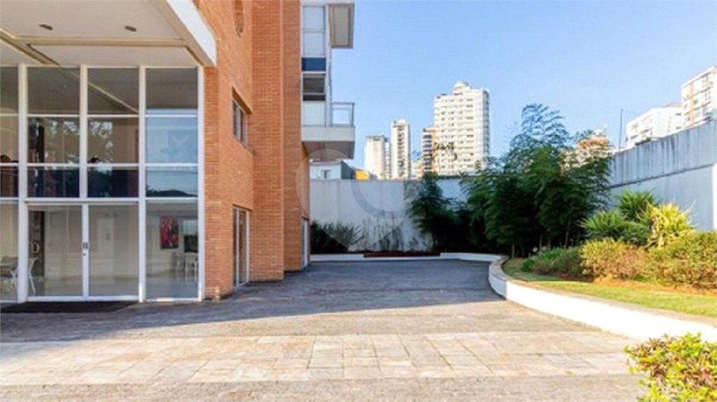 Apartamento á venda - Vila Mariana