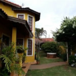 Casa à venda com 3 suítes em Estância Santa Maria do Laranjal, Atibaia, SP