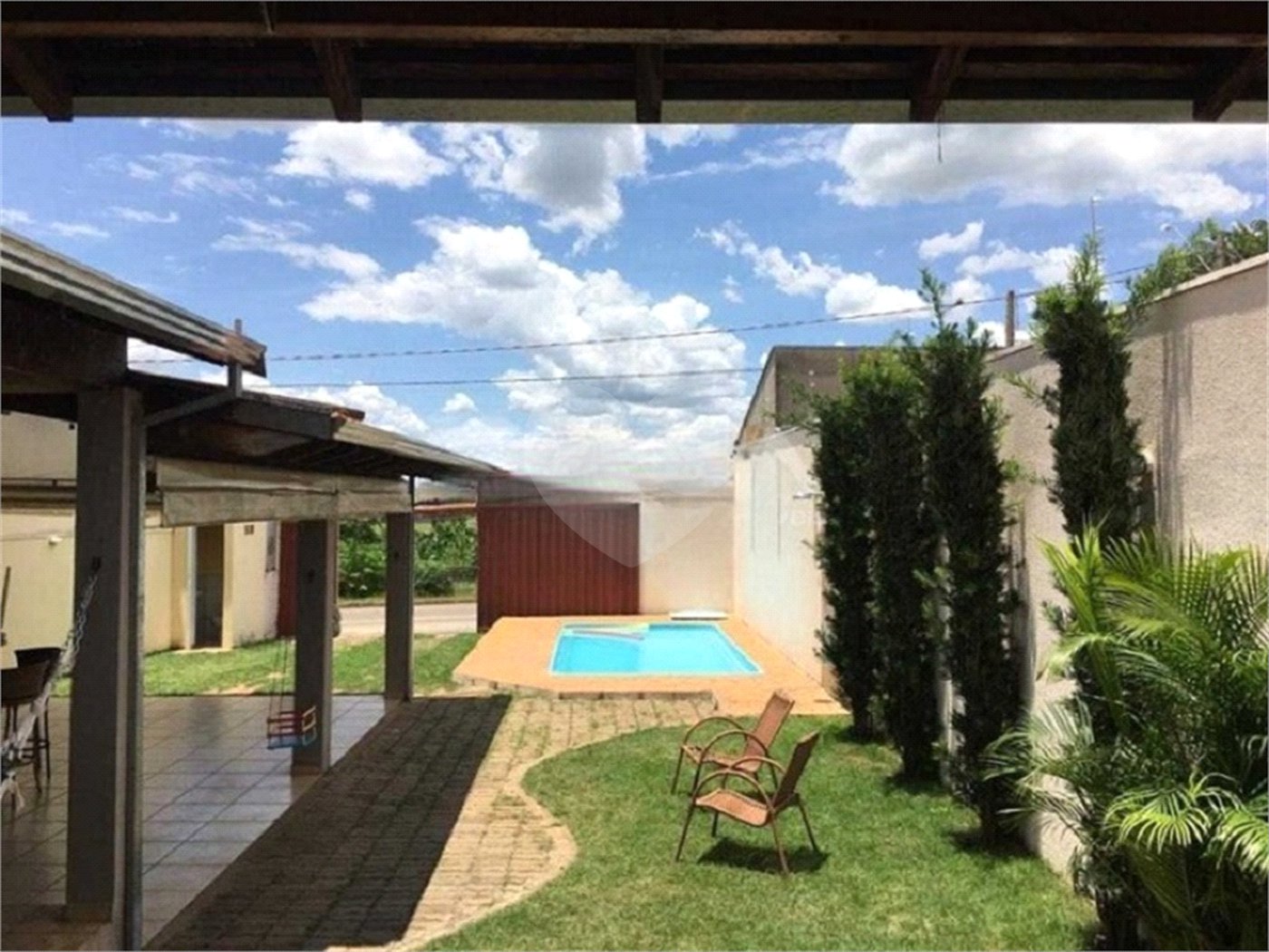 Casa com piscina