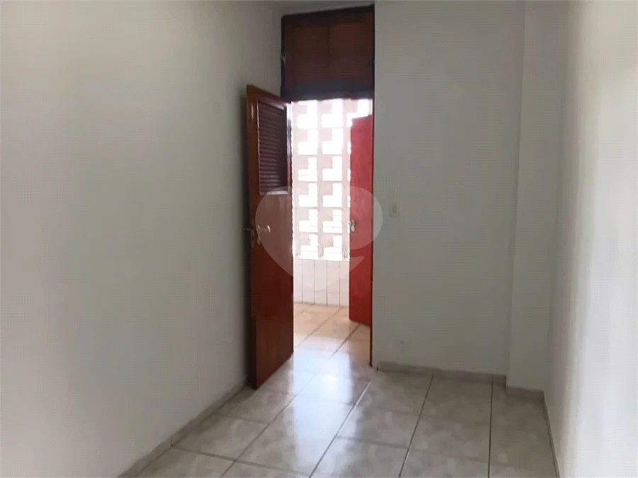 Apartamento à venda ou para alugar com 2 quartos, sendo 1 suíte,  no Centro, São Roque, SP
