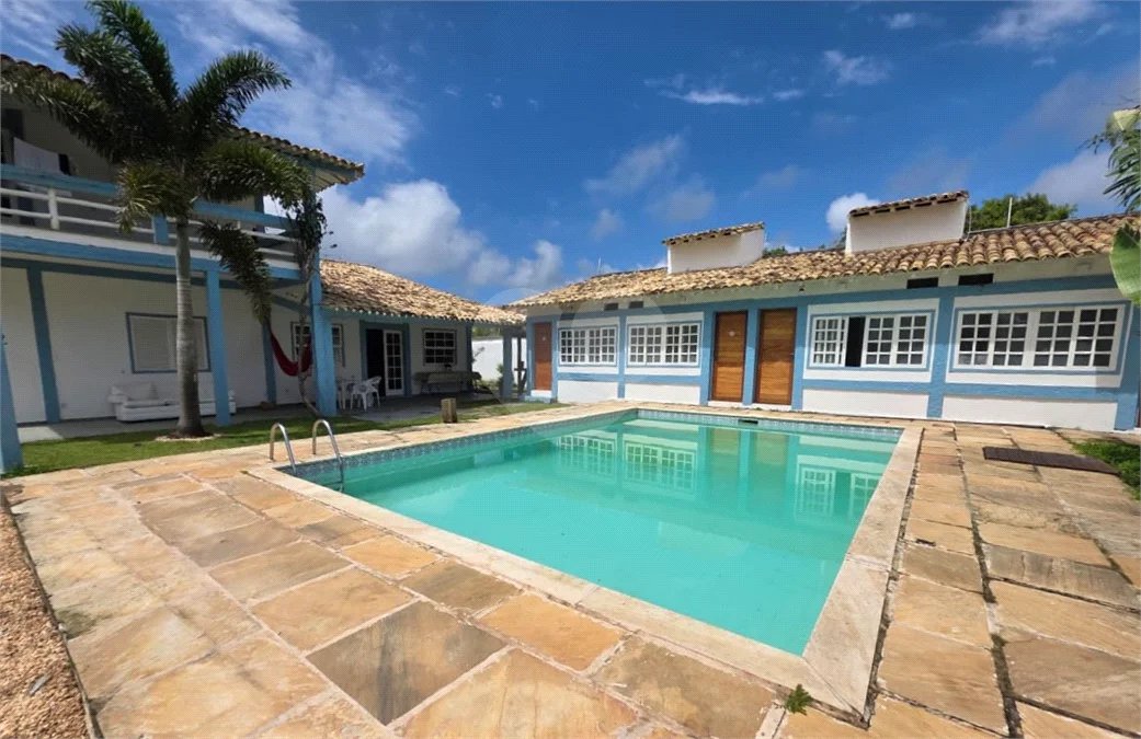 Pousada à Venda na Marina, Búzios – 14 Suítes com Potencial de Ampliação