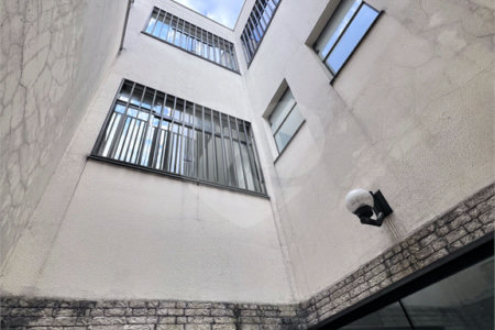Prédio Comercial de Alto Padrão - 253m², 5 Salas, 5 banheiros , 3 Vagas , à venda na Moóca