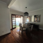 CASA COM 3 QUARTOS NO CONDOMÍNIO GRAND VILLE