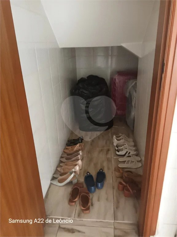 SOBRADO AMPLO COM 4 DORMITORIOS VISÃO PARA SERRA