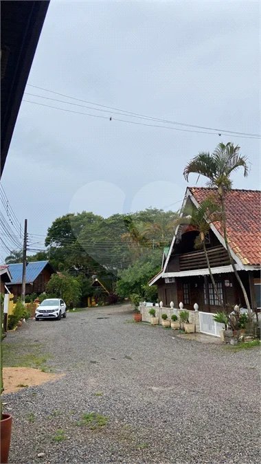 Chalé à venda em Atibaia 140m²– Condomínio fechado com lazer completo