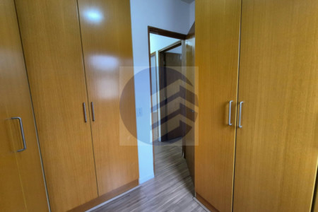 Apartamento à venda com 3 quartos, 1 banheiro e 1 vaga próximo à USP
