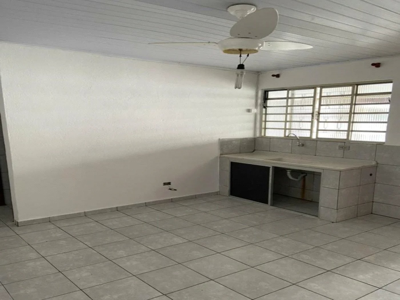 Casa à venda com 2 quartos em Rio Pequeno, São Paulo, SP