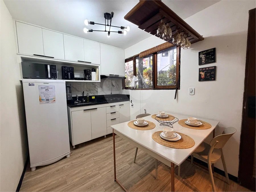 Casa à venda com 2 quartos, sendo 1 suíte, em Geribá, Armação dos Búzios, RJ