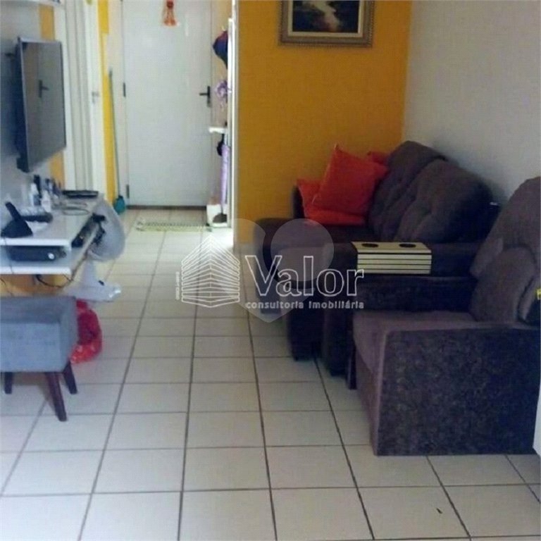 Casa em condomínio com 3 dormitórios