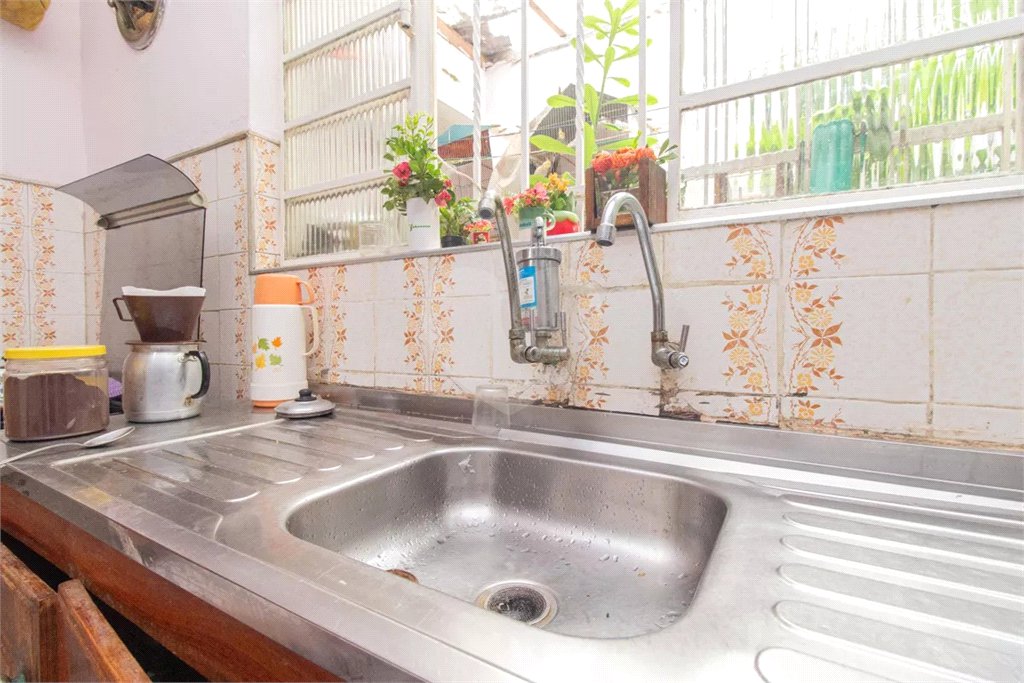 Casa à venda com 90m², 2 quartos e 1 vaga no Bosque da Saúde