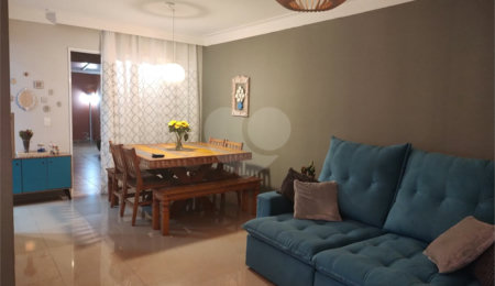 Casa à venda com 3 quartos, sendo 1 suíte,  no condomínio Bosques da Vila - Casa 3° Fase, Cotia - SP